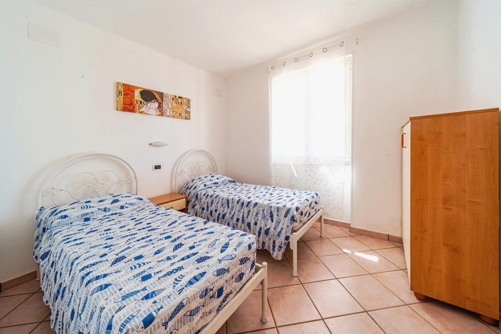 Residence Oasi Sul Mare Torre Suda Esterno foto