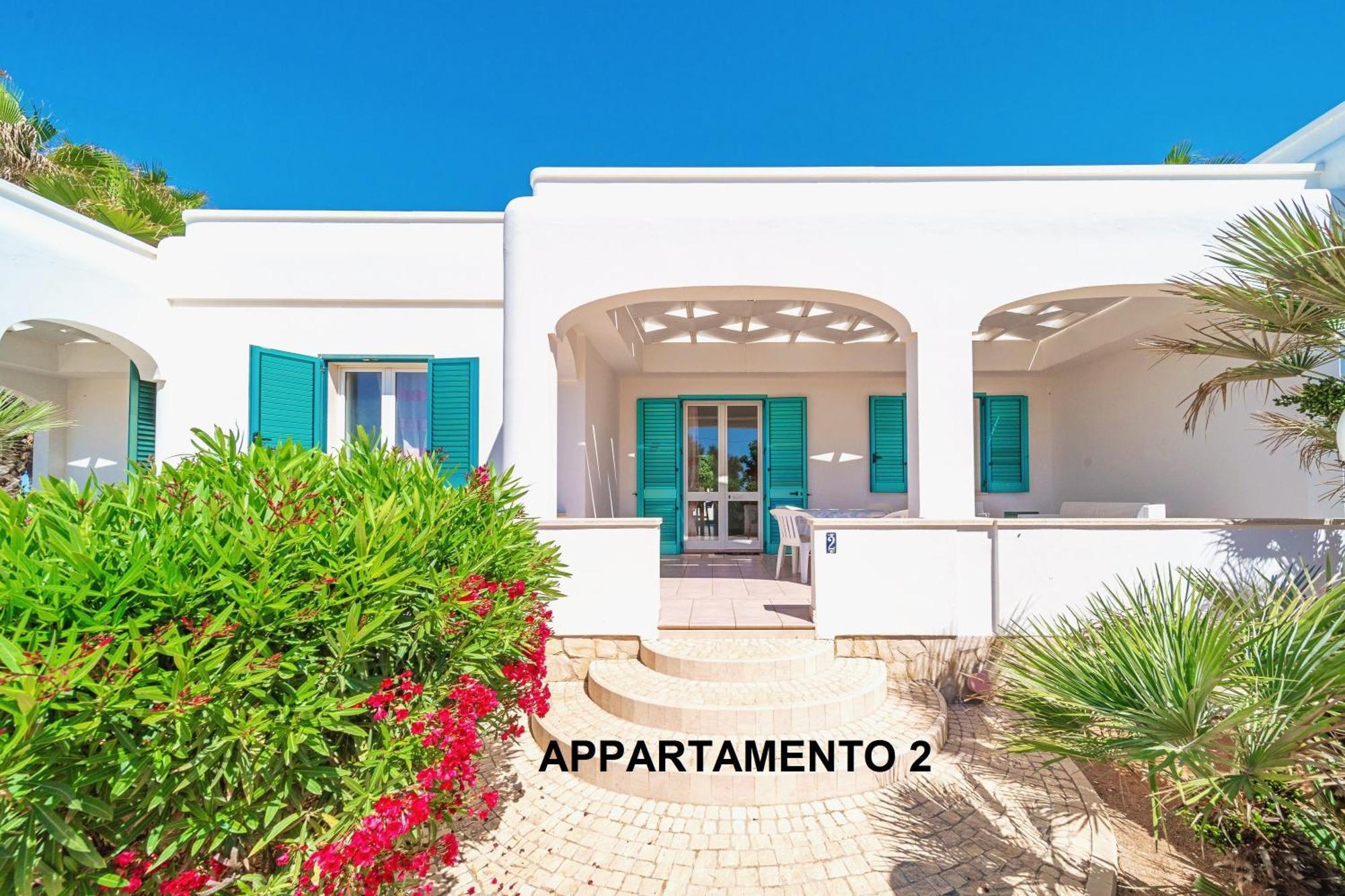 Residence Oasi Sul Mare Torre Suda Esterno foto