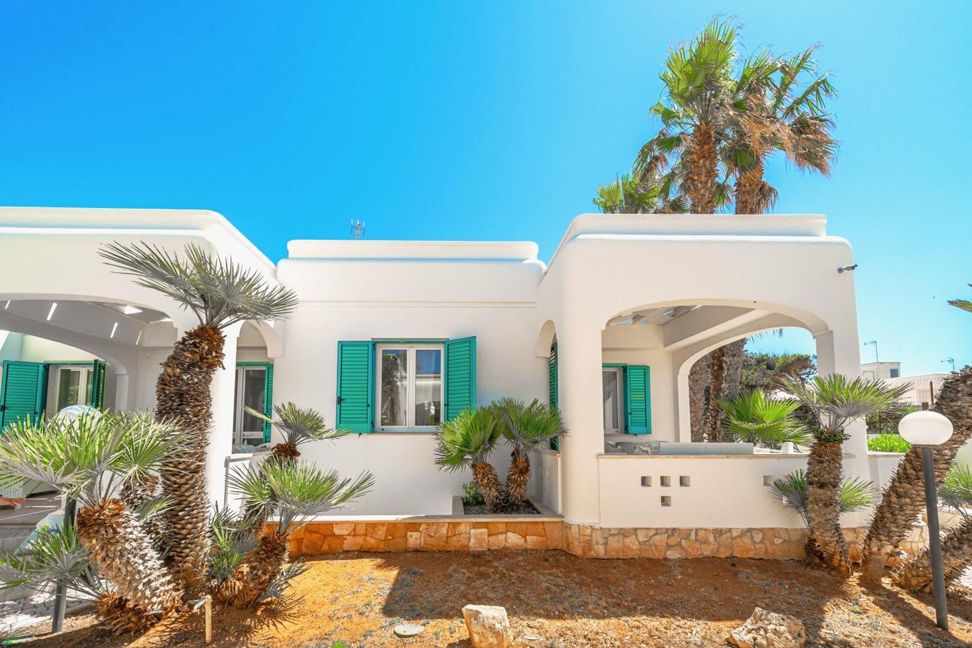 Residence Oasi Sul Mare Torre Suda Esterno foto